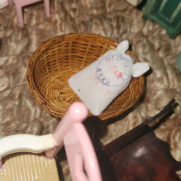 50 Piece Miniature Toy Furniture Plastic Wood Assorted Lot - Picture 3 of 14